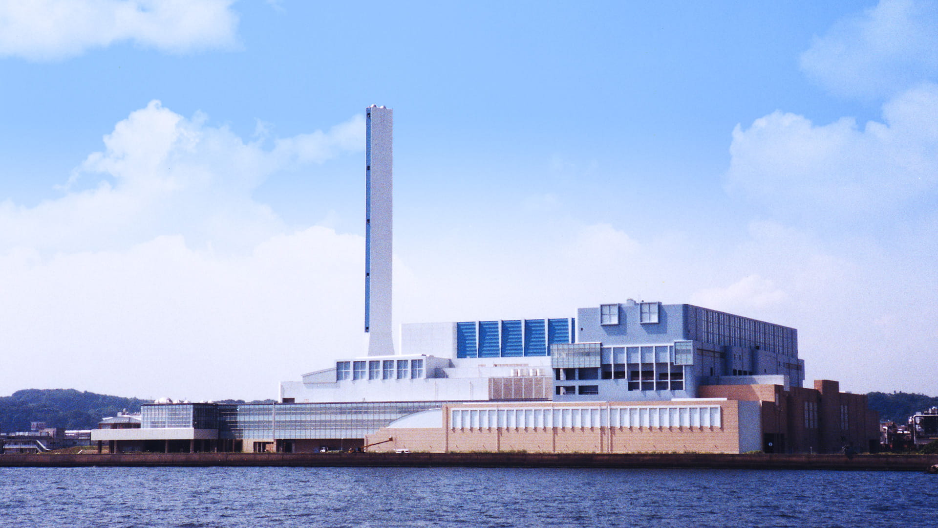 横浜市資源循環局金沢工場 - 作品紹介 - 大建設計