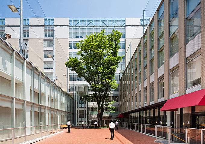 HIROO GAKUEN Junior & Senior High School - Projects - DAIKEN